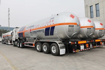 中集交付120臺LPG運輸車助力山東遠順 深化能源物流合作服務'兩桶油'